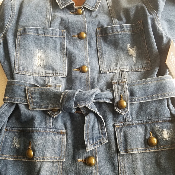 NWT BBJ Boom Boom Jeans LA Distressed Denim Blazer Jacket Size M - Picture 8 of 11